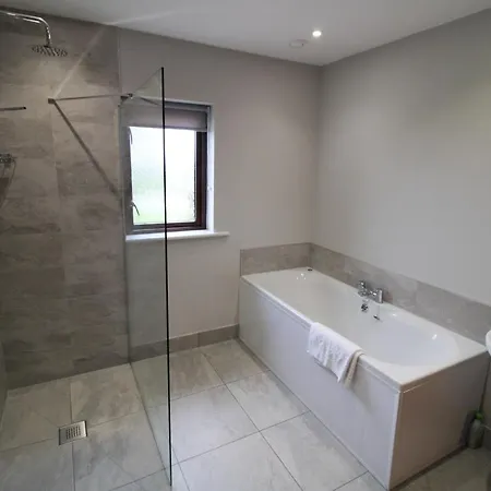 Great Calva, Sebergham, Perfect For 2 Families Or Friends With 3 Dogs Welcome And Hot Tub