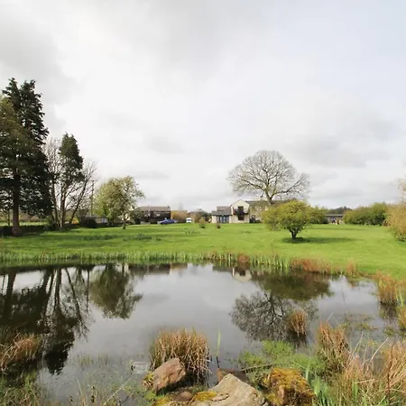 Great Calva, Sebergham, Perfect For 2 Families Or Friends With 3 Dogs Welcome And Hot Tub Semesterbostad