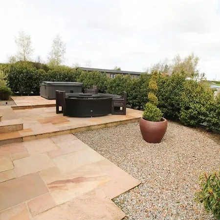 Great Calva, Sebergham, Perfect For 2 Families Or Friends With 3 Dogs Welcome And Hot Tub Sebergham