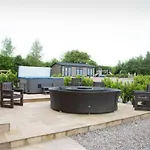 Great Calva, Sebergham, Perfect For 2 Families Or Friends With 3 Dogs Welcome And Hot Tub * Sebergham