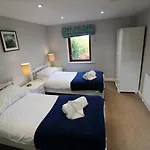 Great Calva, Sebergham, Perfect For 2 Families Or Friends With 3 Dogs Welcome And Hot Tub * Sebergham